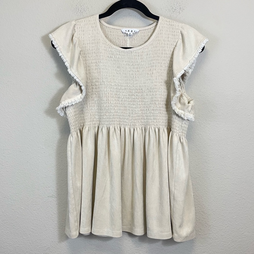 THML Ivory Suede Babydoll Smocked Flutter Sleeves Blouse Size‎ Medium